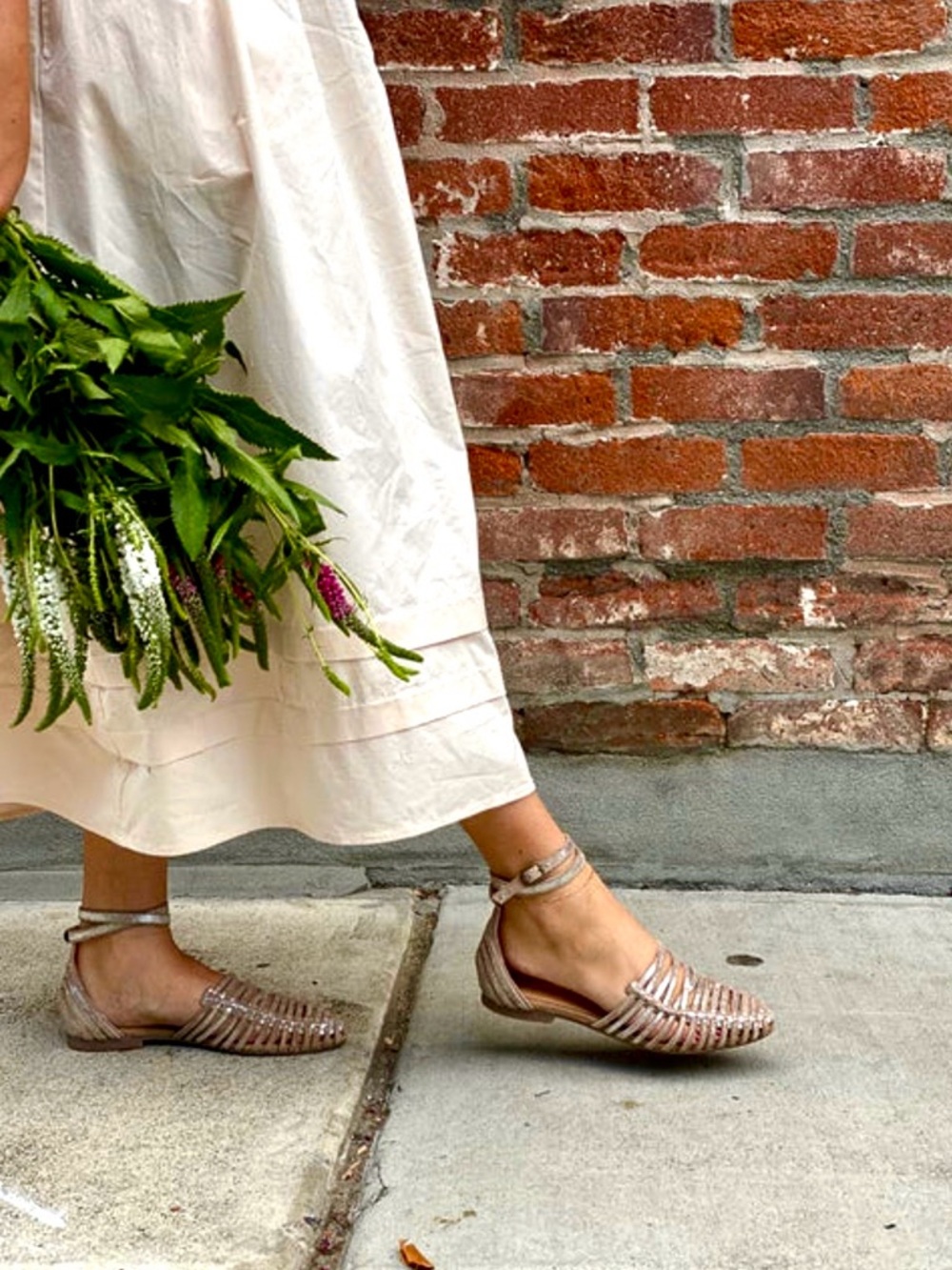 Seychelles Women’s Silver/ Pewter Woven Leather Trinket Huarache Sandals